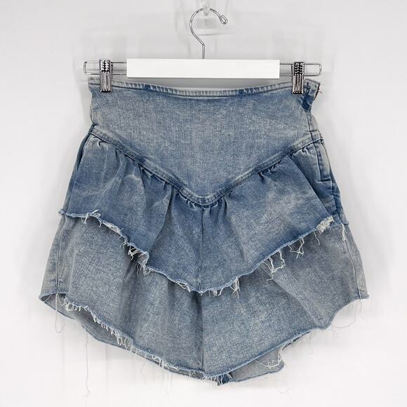 MOTHER The Ruffle Raw Edge Mini Skirt Action Shot Women’s Size 27 Denim - Picture 2 of 7